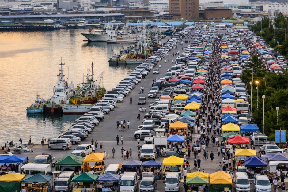 八戸 朝市 の風景