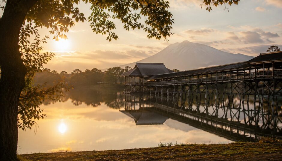 鶴の舞橋